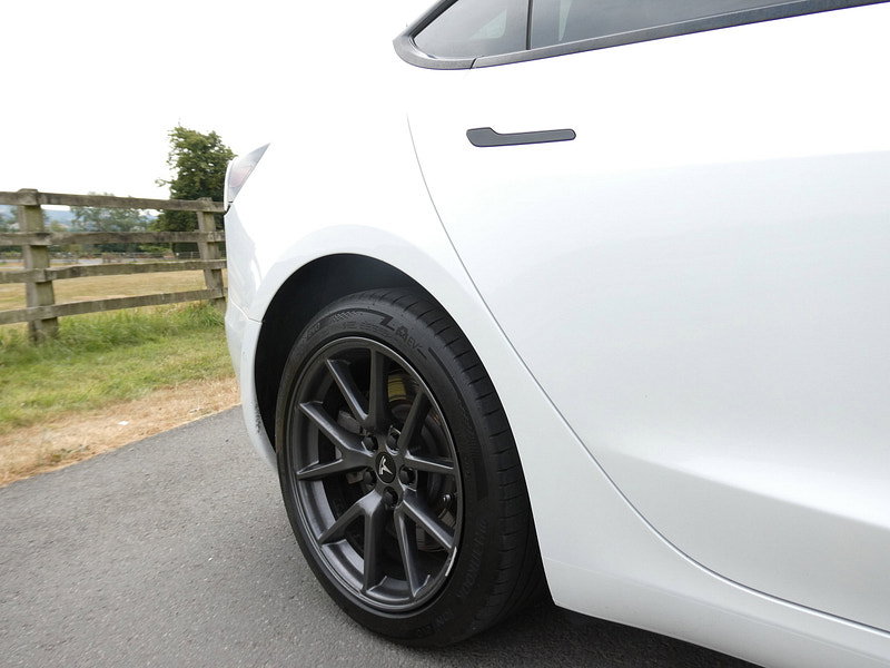 Tesla Model 3 Standard Range Plus Saloon 4dr Electric Auto RWD (241 bhp) 4dr Automatic 2026