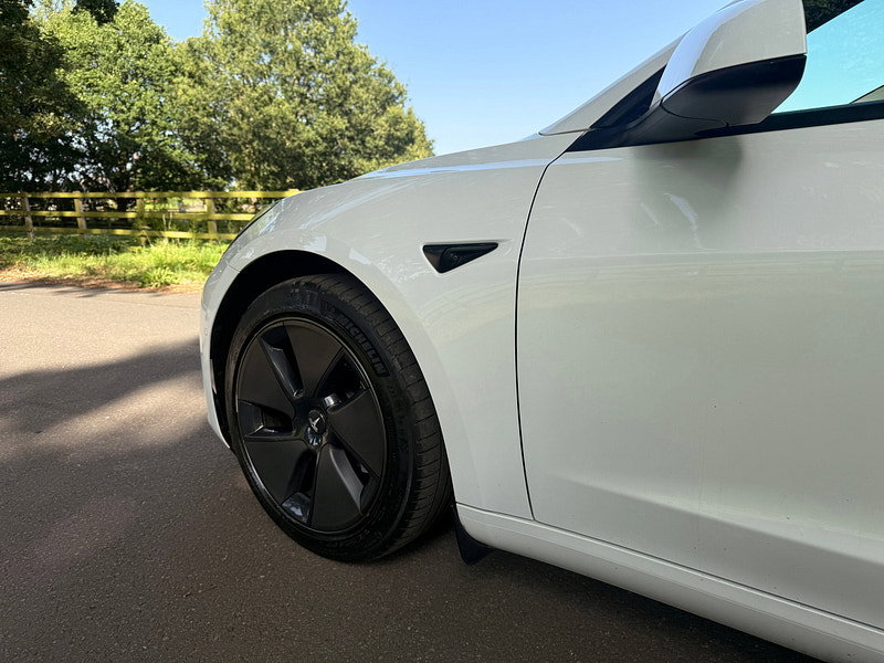 Tesla Model 3 Standard Range Plus Saloon 4dr Electric Auto RWD (241 bhp) 4dr Automatic 2026