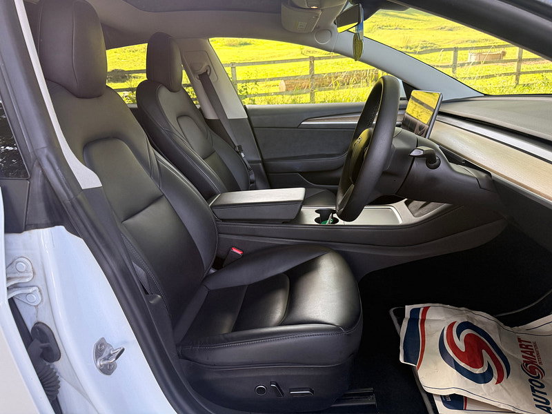 Tesla Model 3 Standard Range Plus Saloon 4dr Electric Auto RWD (241 bhp) 4dr Automatic 2026