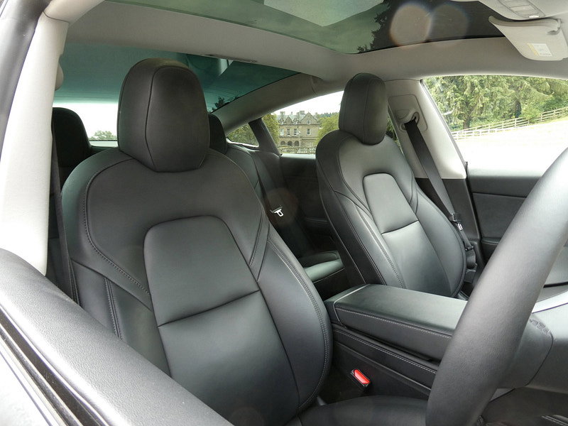 Tesla Model 3 Standard Range Plus Saloon 4dr Electric Auto RWD (241 bhp) 4dr Automatic 2026