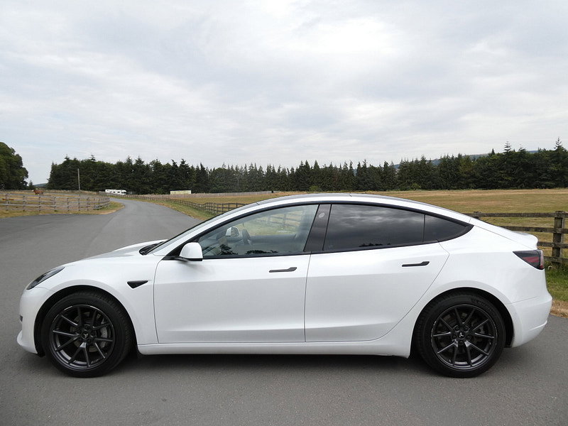 Tesla Model 3 Standard Range Plus Saloon 4dr Electric Auto RWD (241 bhp) 4dr Automatic 2026
