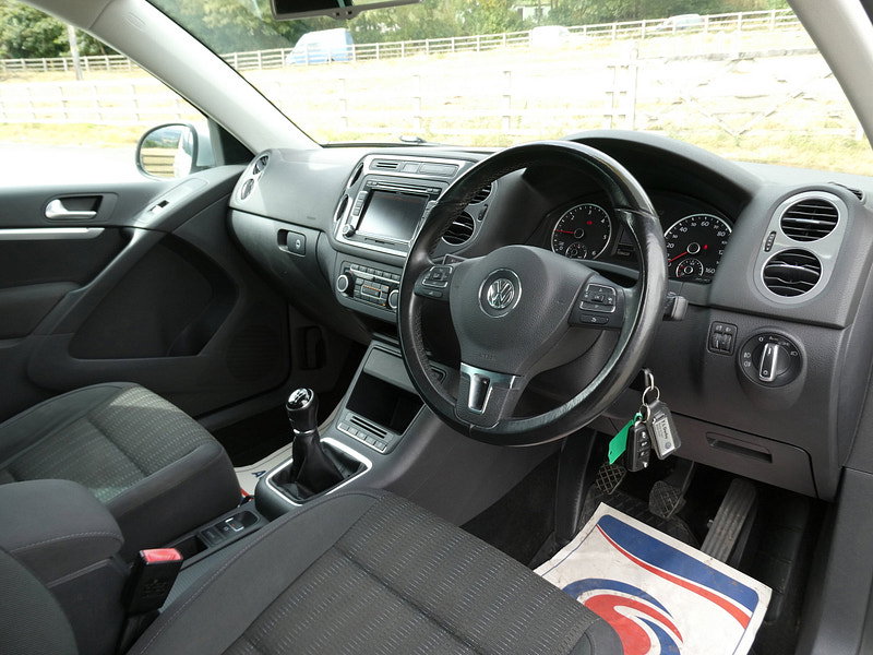 Volkswagen Tiguan 2.0 TDI BlueMotion Tech SE SUV 5dr Diesel Manual 4WD Euro 5 (s/s) (140 ps) 5dr Manual 2026