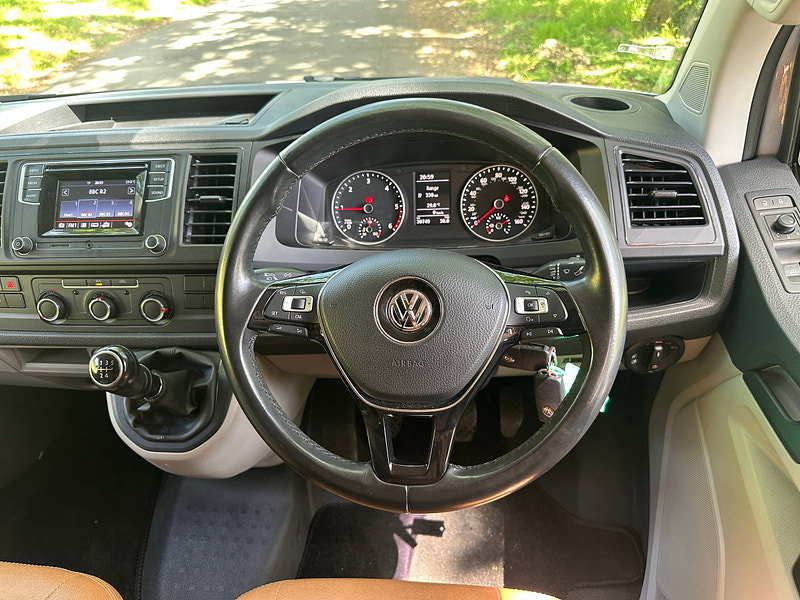 Volkswagen Transporter 2.0 TDI T28 BlueMotion Tech Highline Panel Van 5dr Diesel Manual FWD SWB Euro 6 (s/s) (102 ps) 5dr Manual 2026