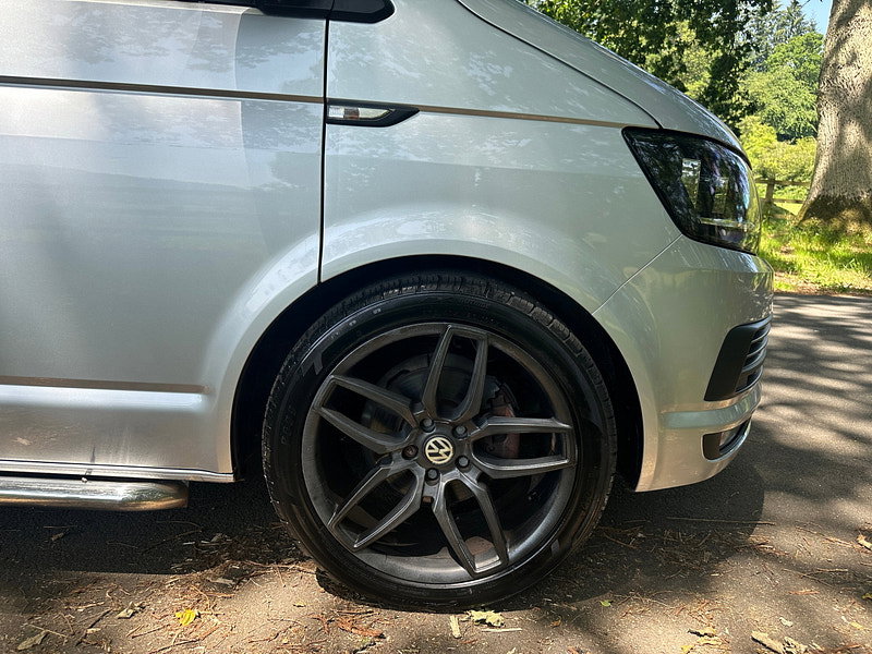 Volkswagen Transporter 2.0 TDI T28 BlueMotion Tech Highline Panel Van 5dr Diesel Manual FWD SWB Euro 6 (s/s) (102 ps) 5dr Manual 2026