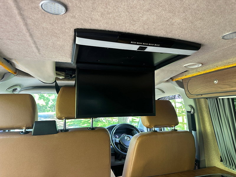 Volkswagen Transporter 2.0 TDI T28 BlueMotion Tech Highline Panel Van 5dr Diesel Manual FWD SWB Euro 6 (s/s) (102 ps) 5dr Manual 2026