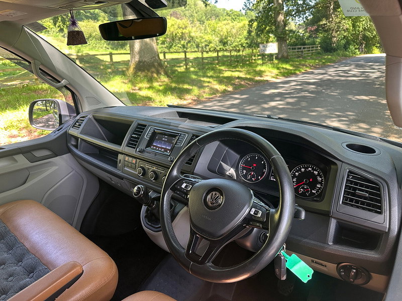 Volkswagen Transporter 2.0 TDI T28 BlueMotion Tech Highline Panel Van 5dr Diesel Manual FWD SWB Euro 6 (s/s) (102 ps) 5dr Manual 2026