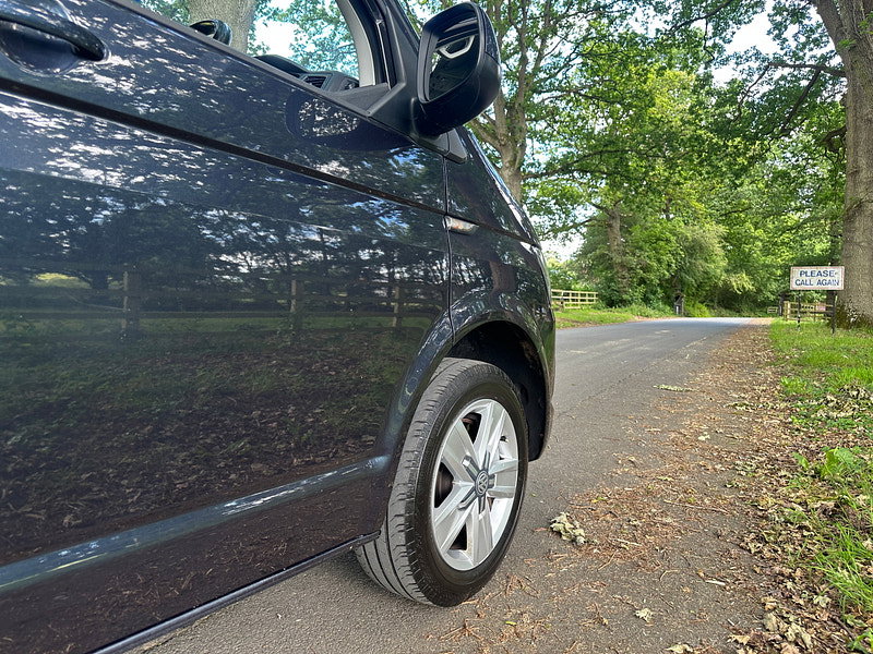 Volkswagen Transporter 2.0 TDI T32 BlueMotion Tech Highline Kombi Double Cab 5dr Diesel DSG FWD SWB Euro 6 (s/s) (150 ps) 5dr Automatic 2026