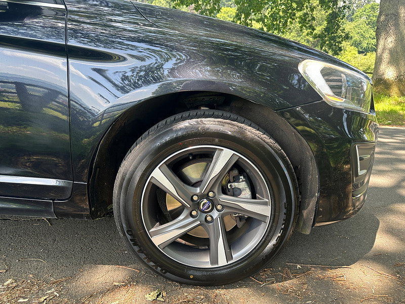 Volvo XC60 2.4 D5 R-Design Nav SUV 5dr Diesel Geartronic AWD Euro 5 (215 ps) 5dr Automatic 2026
