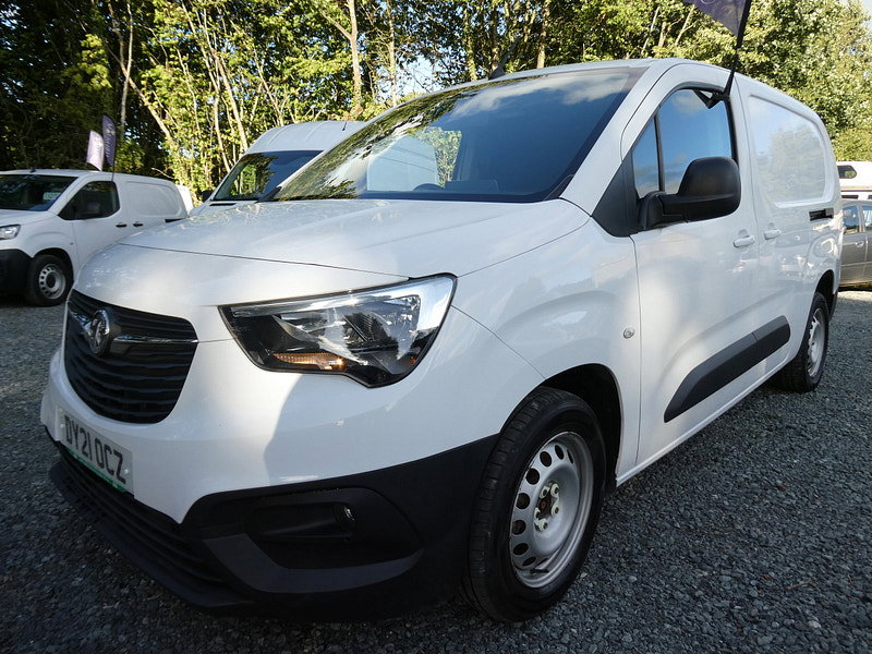 Vauxhall Combo 1.5 Turbo D 2300 Edition Panel Van 4dr Diesel Auto L2 H1 Euro 6 (s/s) (130 ps) 4dr Automatic 2026