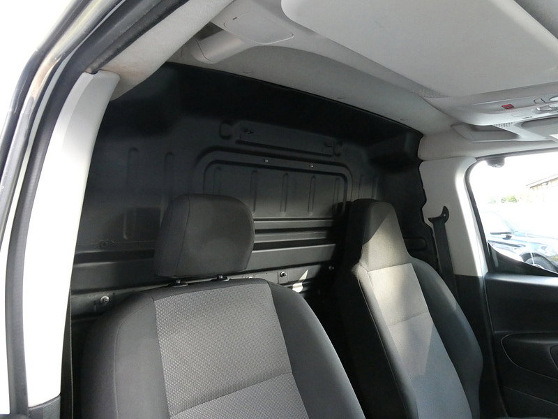 Vauxhall Combo 1.5 Turbo D 2300 Edition Panel Van 4dr Diesel Auto L2 H1 Euro 6 (s/s) (130 ps) 4dr Automatic 2026