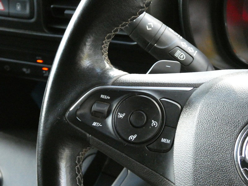 Vauxhall Combo 1.5 Turbo D 2300 Edition Panel Van 4dr Diesel Auto L2 H1 Euro 6 (s/s) (130 ps) 4dr Automatic 2026