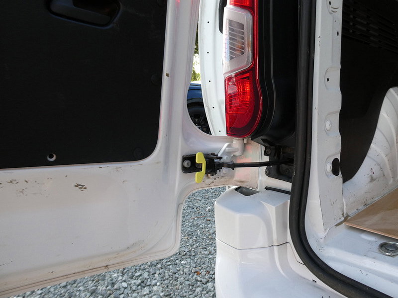 Vauxhall Combo 1.5 Turbo D 2300 Sportive Panel Van 4dr Diesel Manual L1 H1 Euro 6 (100 ps) 4dr Manual 2026
