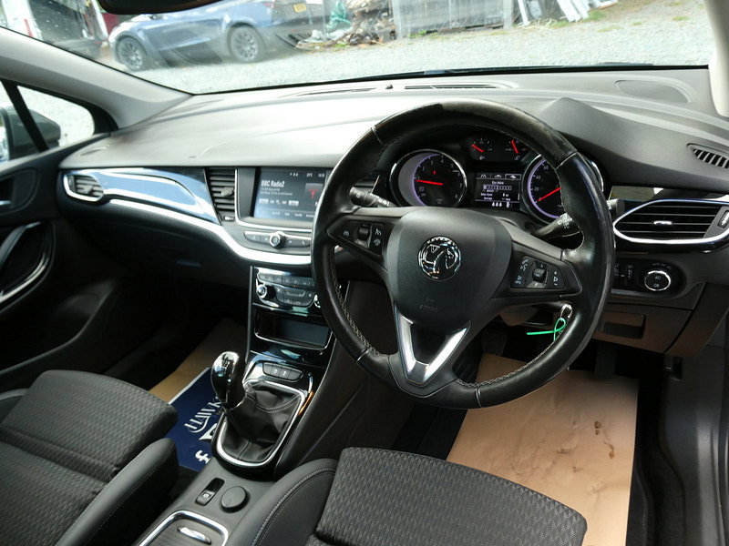 Vauxhall Astra 1.4i Turbo Griffin Hatchback 5dr Petrol Manual Euro 6 (s/s) (150 ps) 5dr Manual 2026