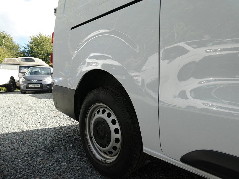 Vauxhall Vivaro 1.5 Turbo D 2900 Dynamic Panel Van 6dr Diesel Manual L2 H1 Euro 6 (s/s) (100 ps) 6dr Manual 2026