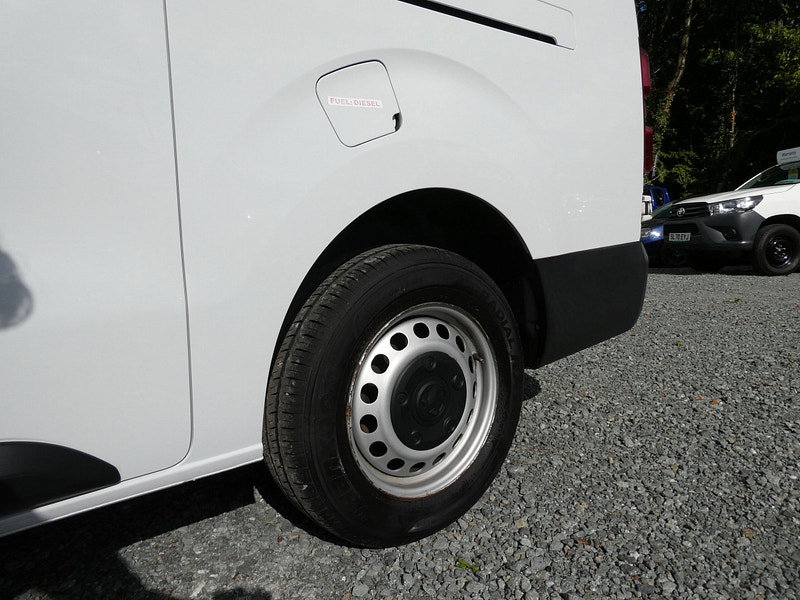 Vauxhall Vivaro 1.5 Turbo D 2900 Dynamic Panel Van 6dr Diesel Manual L2 H1 Euro 6 (s/s) (100 ps) 6dr Manual 2026