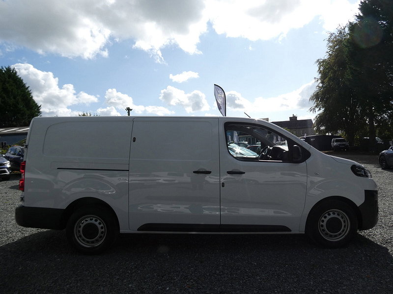 Vauxhall Vivaro 1.5 Turbo D 2900 Dynamic Panel Van 6dr Diesel Manual L2 H1 Euro 6 (s/s) (100 ps) 6dr Manual 2026