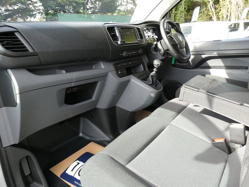 Vauxhall Vivaro 1.5 Turbo D 2900 Dynamic Panel Van 6dr Diesel Manual L2 H1 Euro 6 (s/s) (100 ps) 6dr Manual 2026