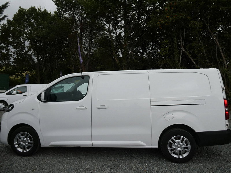 Vauxhall Vivaro 1.5 Turbo D 2900 Sportive Panel Van 5dr Diesel Manual L2 H1 Euro 6 (s/s) (100 ps) 5dr Manual 2026