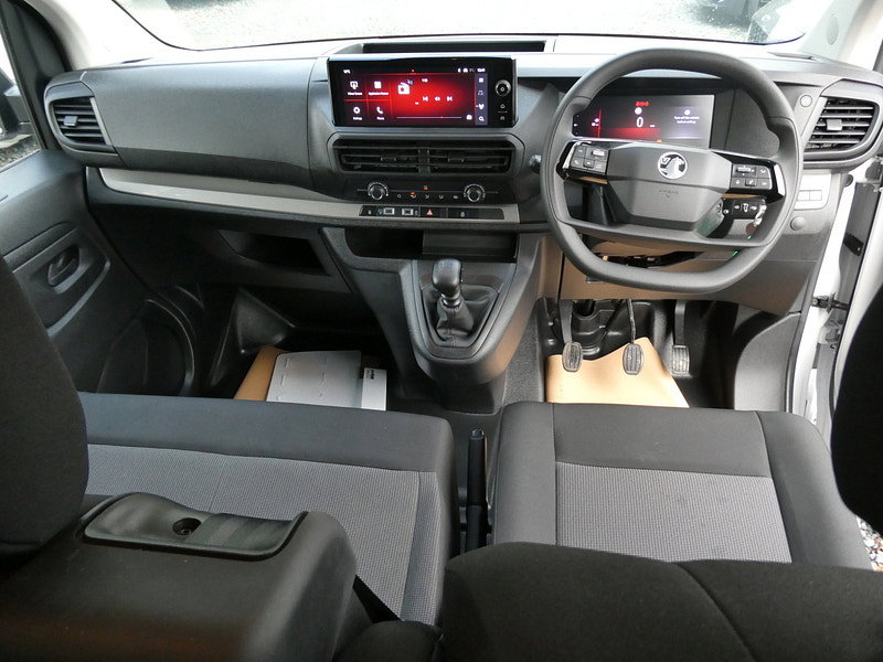 Vauxhall Vivaro 2.0 Turbo D Prime XL Crew Van Double Cab 6dr Diesel Manual LWB Euro 6 (145 ps) 6dr Manual 2026