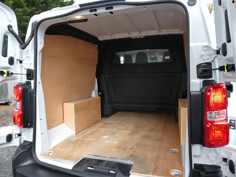Vauxhall Vivaro 2.0 Turbo D Prime XL Crew Van Double Cab 6dr Diesel Manual LWB Euro 6 (145 ps) 6dr Manual 2026