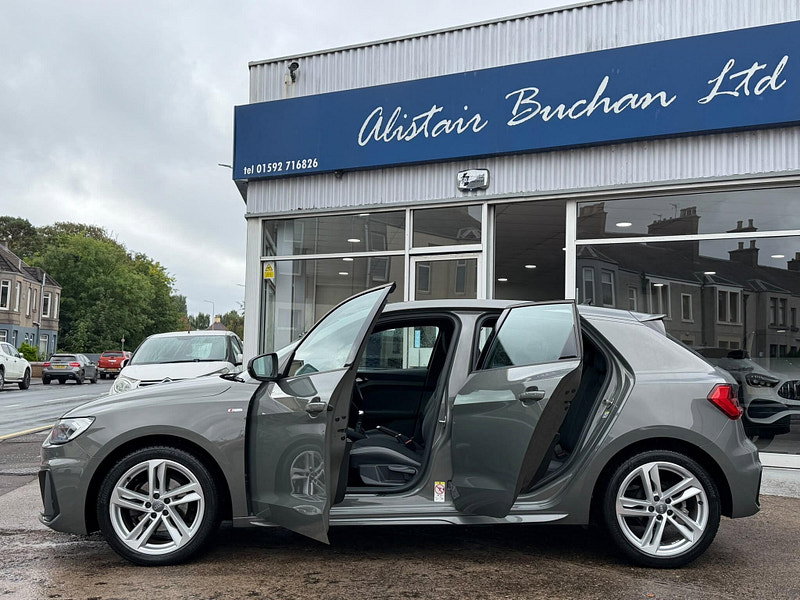 Audi A1 1.0 TFSI 30 S line Sportback Euro 6 (s/s) 5dr 5dr Manual 2026