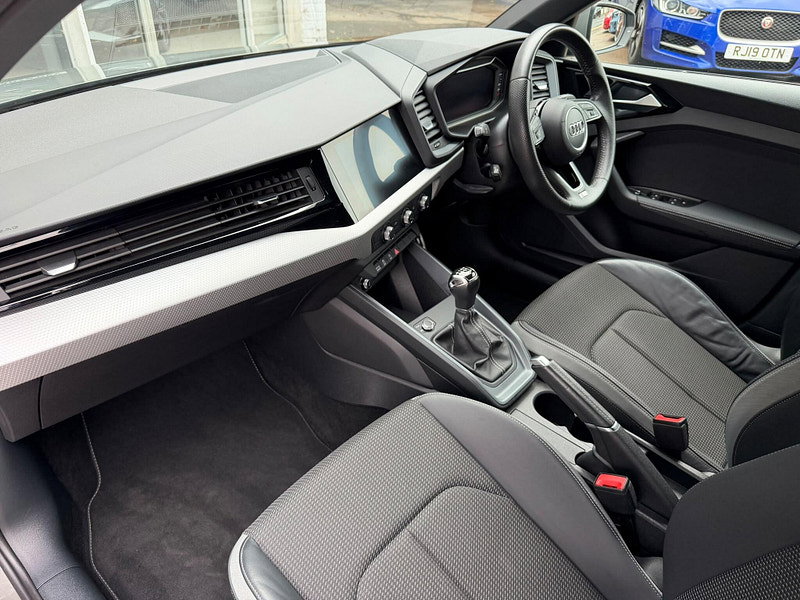 Audi A1 1.0 TFSI 30 S line Sportback Euro 6 (s/s) 5dr 5dr Manual 2026