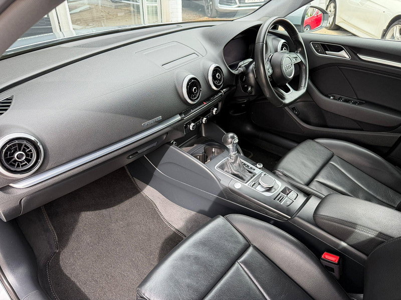Audi A3 1.4 TFSIe 40 e-tron Sportback S Tronic Euro 6 (s/s) 5dr 8.8kWh 5dr Automatic 2026