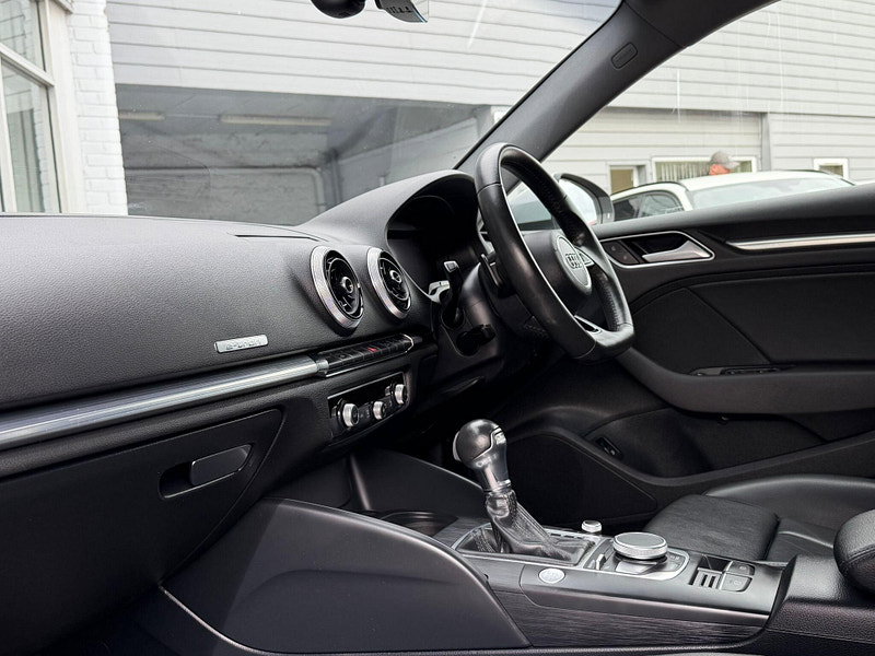 Audi A3 1.4 TFSIe 40 e-tron Sportback S Tronic Euro 6 (s/s) 5dr 8.8kWh 5dr Automatic 2026