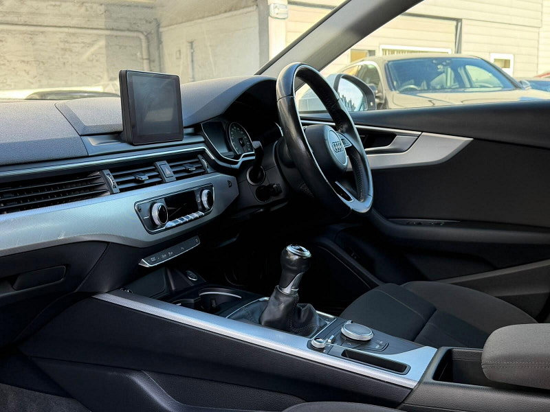 Audi A4 1.4 TFSI Sport Euro 6 (s/s) 4dr 4dr Manual 2026