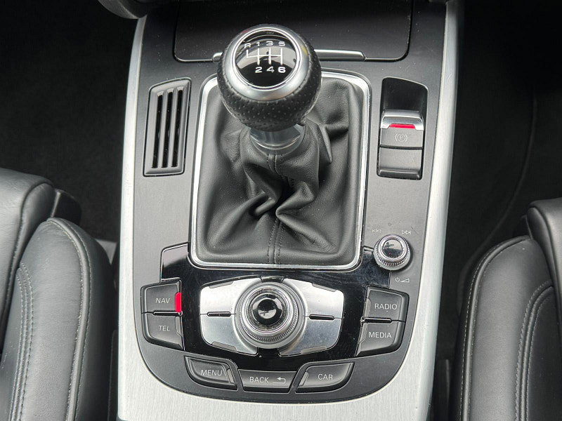 Audi A4 Avant 2.0 TDI S line Euro 6 (s/s) 5dr (Nav) 5dr Manual 2026