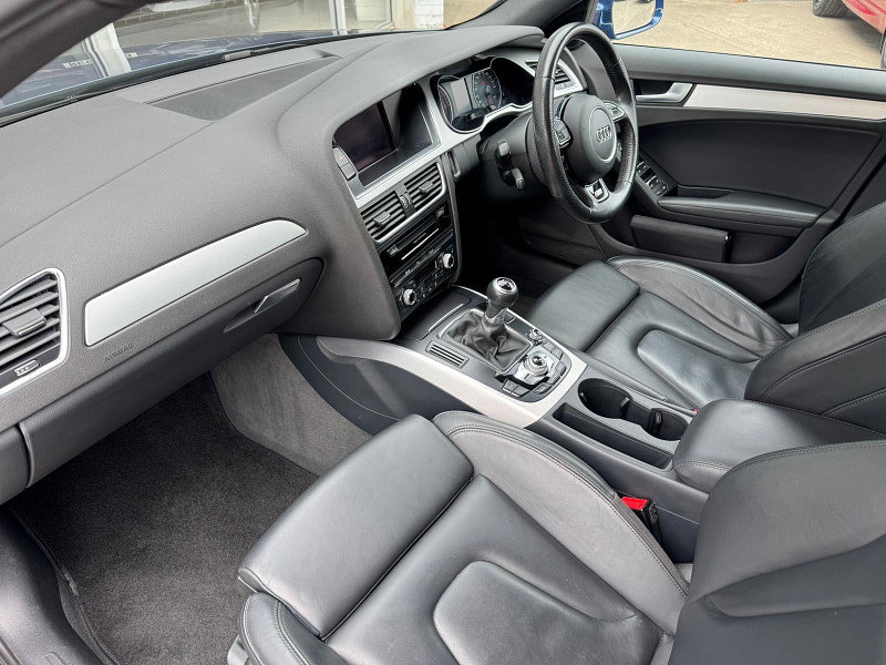 Audi A4 Avant 2.0 TDI S line Euro 6 (s/s) 5dr (Nav) 5dr Manual 2026
