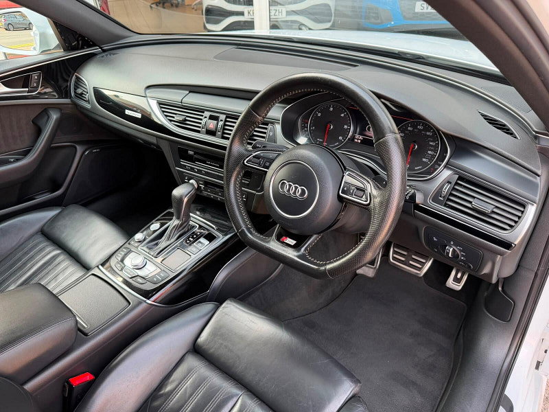 Audi A6 Avant 2.0 TDI Black Edition S Tronic quattro Euro 6 (s/s) 5dr 5dr Automatic 2026