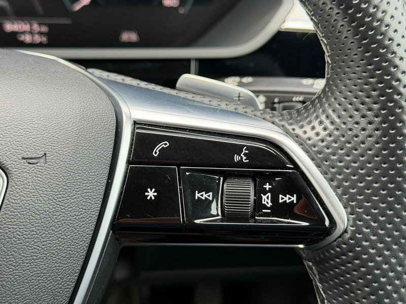 Audi E-tron 55 S line SUV 5dr Electric Auto quattro 95kWh (408 ps) 5dr Automatic 2026