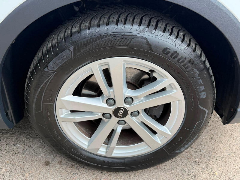 Audi Q3 1.5 TFSI CoD 35 Technik Euro 6 (s/s) 5dr 5dr Manual 2026