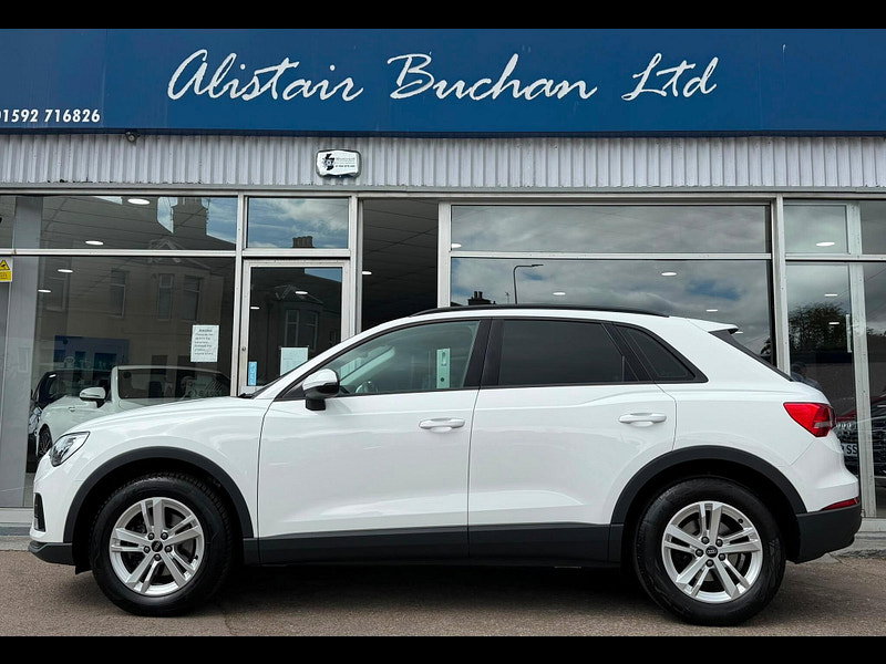Audi Q3 1.5 TFSI CoD 35 Technik Euro 6 (s/s) 5dr 5dr Manual 2026