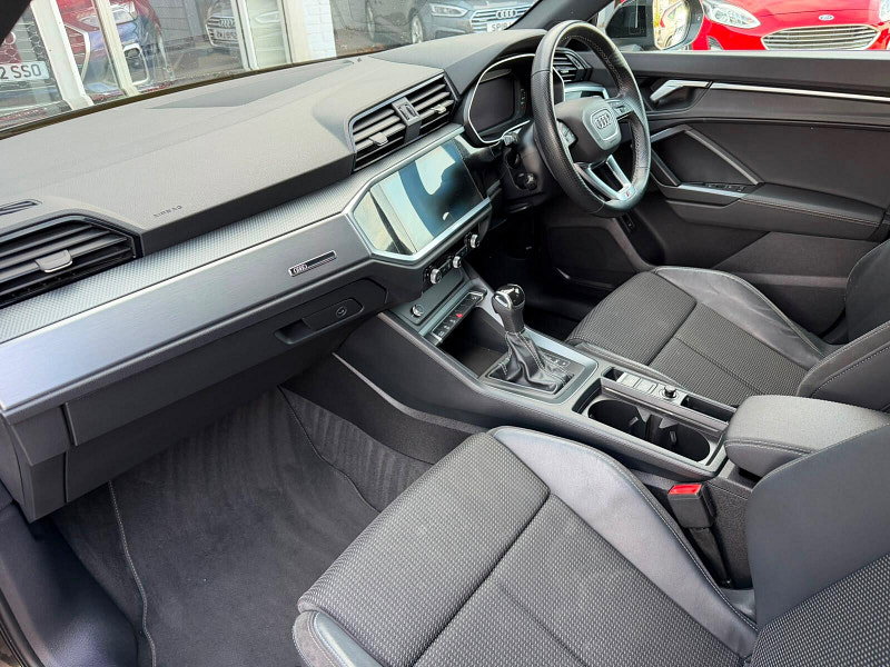 Audi Q3 1.5 TFSI CoD 35 S line S Tronic Euro 6 (s/s) 5dr 5dr Automatic 2026