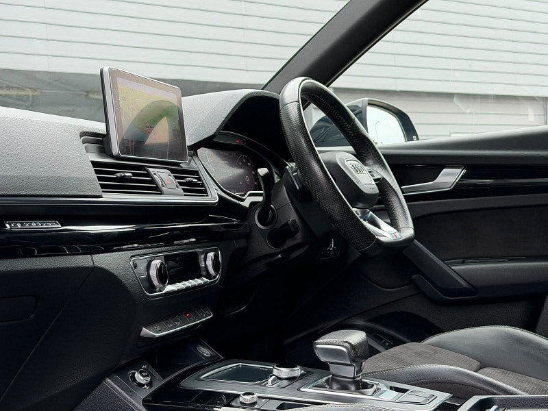 Audi Q5 2.0 TDI 40 Black Edition S Tronic quattro Euro 6 (s/s) 5dr 5dr Automatic 2026