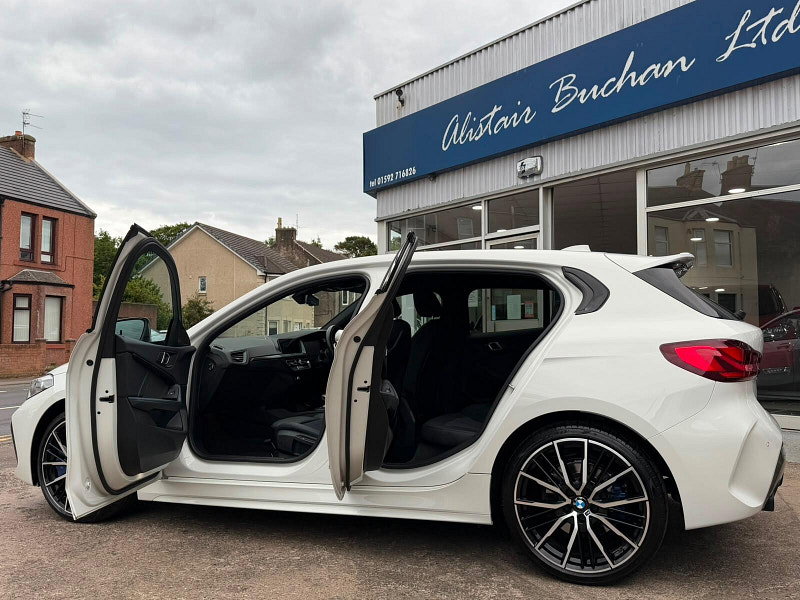 BMW 1 Series 1.5 118i M Sport (LCP) DCT Euro 6 (s/s) 5dr 5dr Automatic 2026