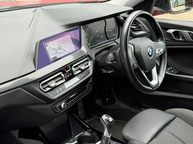 BMW 1 Series 1.5 118i Sport Euro 6 (s/s) 5dr 5dr Manual 2026