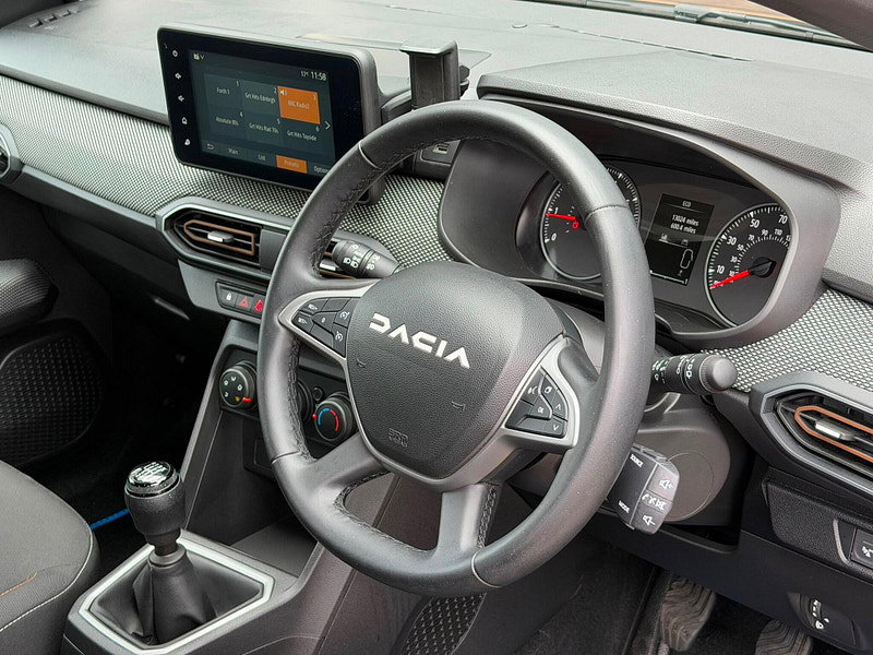 Dacia Sandero Stepway 1.0 TCe Expression Hatchback 5dr Petrol Manual Euro 6 (s/s) (90 ps) 5dr Manual 2026