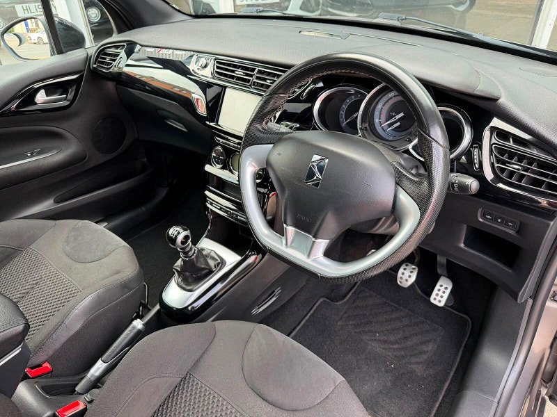 DS Automobiles DS 3 1.2 PureTech Prestige Euro 6 (s/s) 3dr 3dr Manual 2026