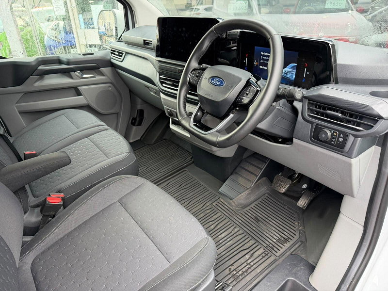 Ford E-transit custom 320 65kWh Limited Auto L2 H1 5dr 5dr Automatic 2026