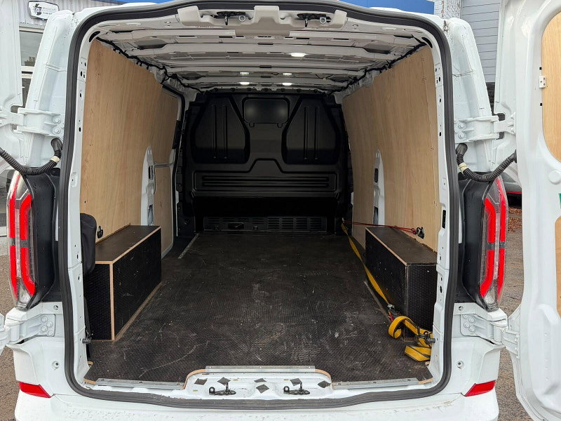 Ford E-transit custom 320 65kWh Limited Auto L2 H1 5dr 5dr Automatic 2026