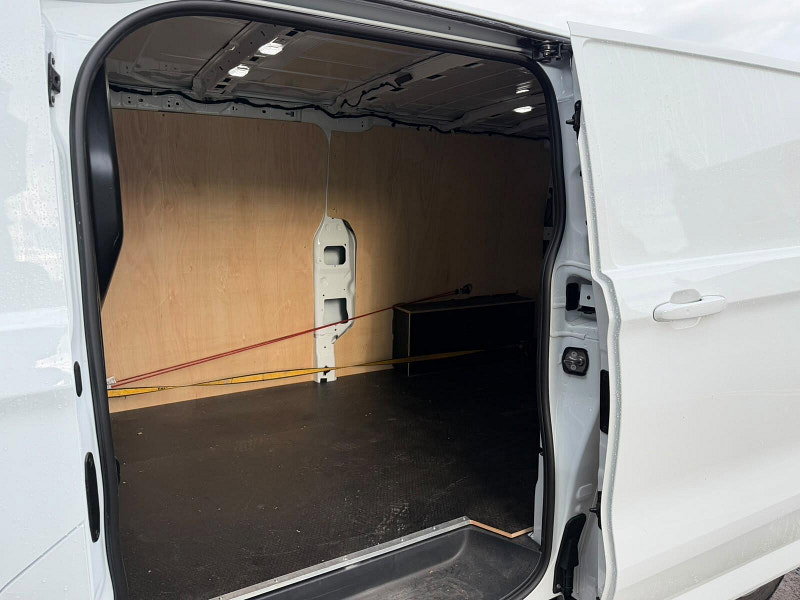 Ford E-transit custom 320 65kWh Limited Auto L2 H1 5dr 5dr Automatic 2026