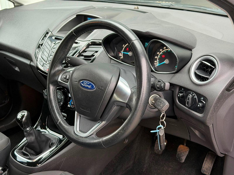 Ford Fiesta 1.0T EcoBoost Zetec Euro 6 (s/s) 5dr 5dr Manual 2026
