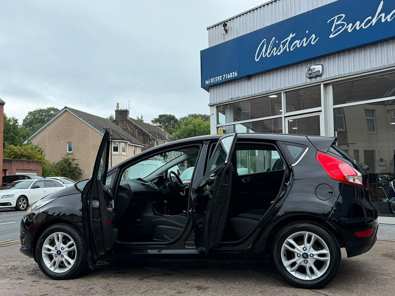 Ford Fiesta 1.0T EcoBoost Zetec Euro 6 (s/s) 5dr 5dr Manual 2026