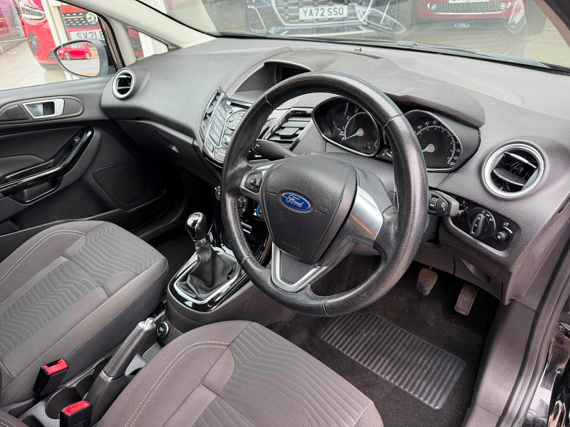 Ford Fiesta 1.0T EcoBoost Zetec Euro 6 (s/s) 5dr 5dr Manual 2026