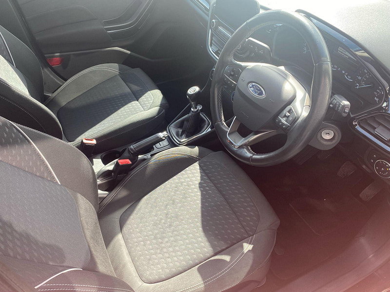 Ford Fiesta 1.0T EcoBoost Zetec Euro 6 (s/s) 5dr 5dr Manual 2026