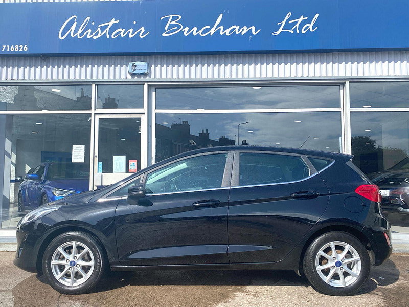 Ford Fiesta 1.0T EcoBoost Zetec Euro 6 (s/s) 5dr 5dr Manual 2026