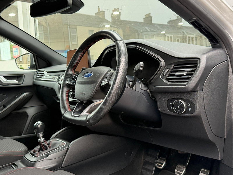Ford Focus 1.0T EcoBoost MHEV ST-Line Edition Euro 6 (s/s) 5dr 5dr Manual 2026
